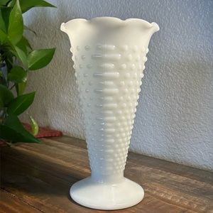 Vintage Anchor Hocking Milk Glass Hobnail Vase